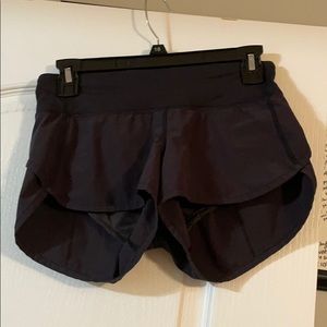 Lululemon 2.5” speed short
